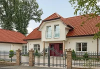 Einfamilienhaus gedeckt mit Hohlfalzziegel Z5 »variwell«